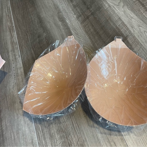 Boomba Demi boost sticky bra • New in Box • Beige • Size F - Picture 8 of 9